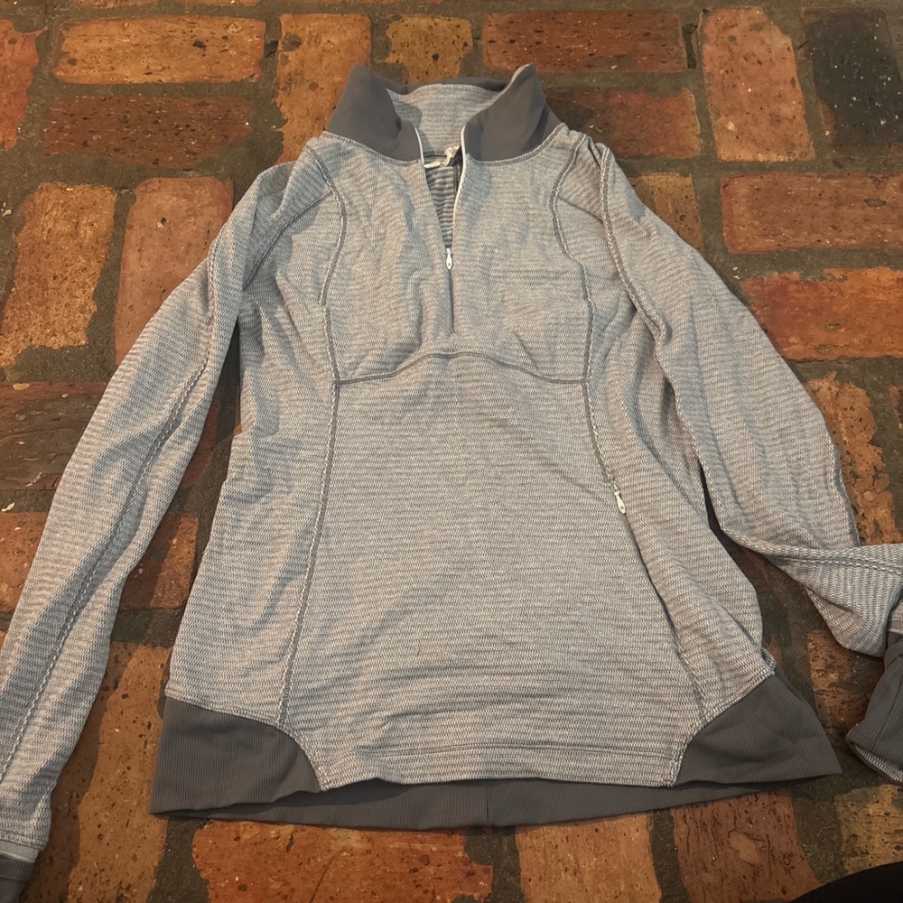 Lululemon Athletica Gray Striped Sweatshirt